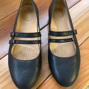 Dansko Women's Black Leather Mary Jane Shoes, 8.5/39